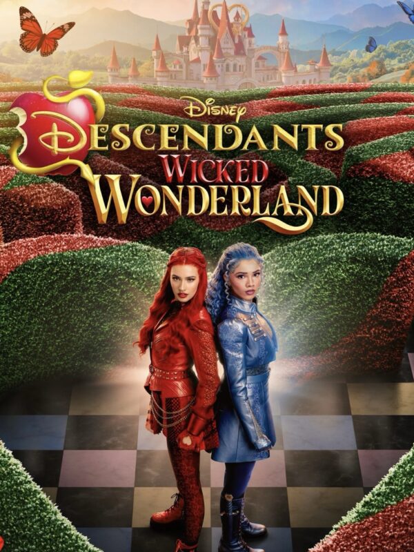 Descendants: Wicked Wonderland, Presale